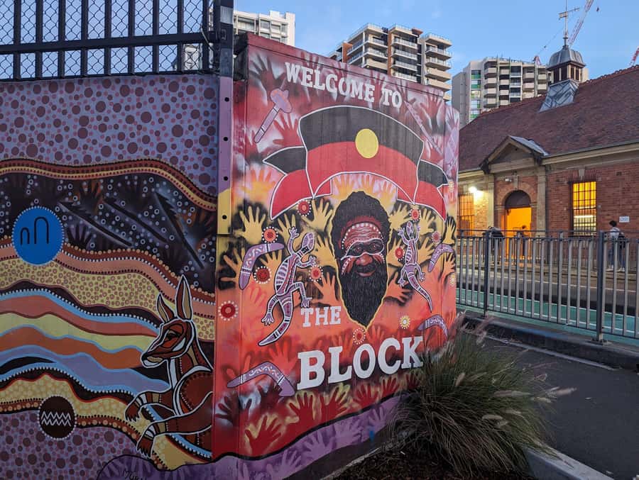 Sydney: Street Art & Small Bar Tour with Complimentary Drink - Practical planning: what you need in your pocket