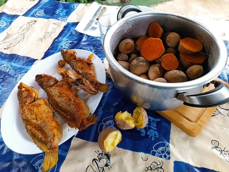 Tenerife Hidden Gem: Anaga Hike, Bajamar Pools & Cocktail - First stop: La Paz to La Laguna market (and why it matters)