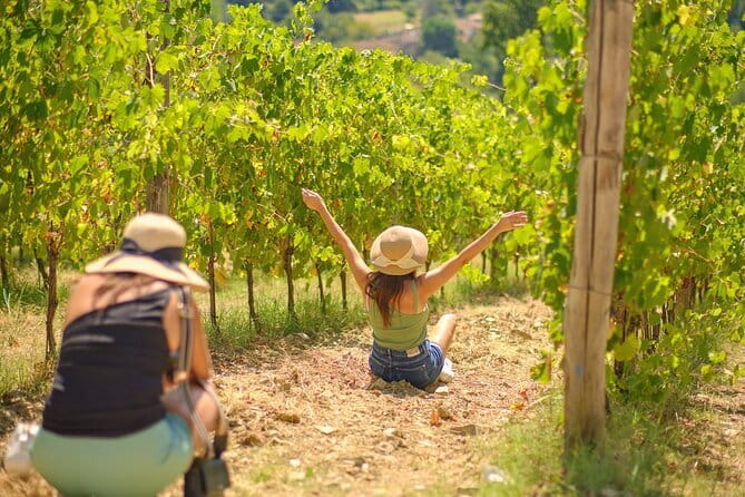Tipsy Tour: Guided Bar Crawl In Florence with Dark History - Why the guides matter (Juliette, Didar, Anna, Zofia, and Tonia)