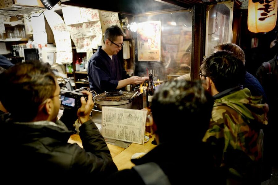Tokyo: Shinjuku Hidden Japanese Bar Tour (Neon Light City) - Walking Through Kabukicho for the Neon, the Photos, and the Atmosphere