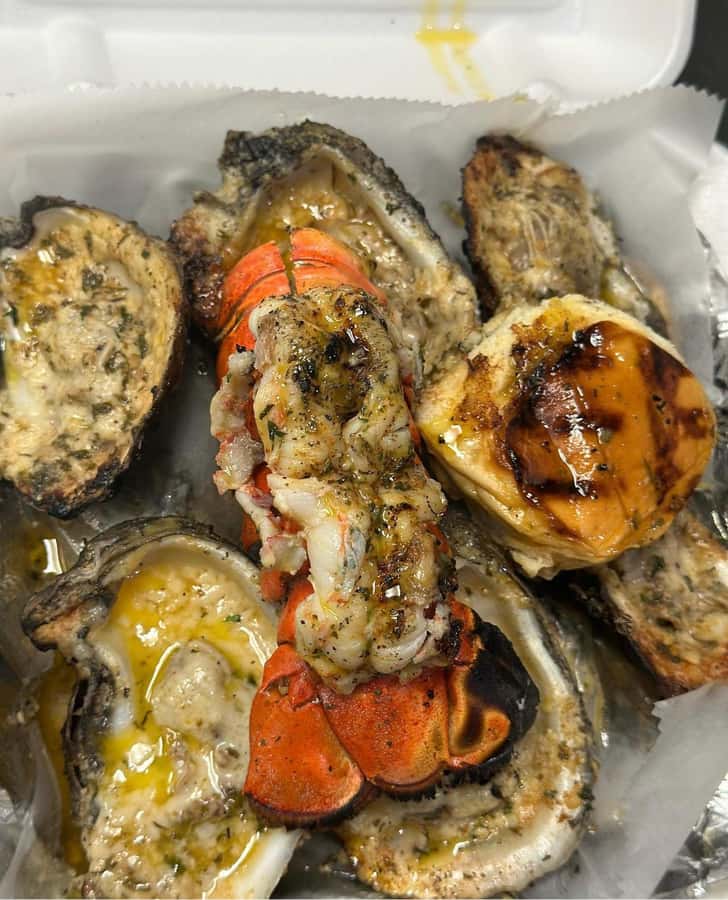Treme Bar Crawl & Seafood Experience - Who Should Book This Tour