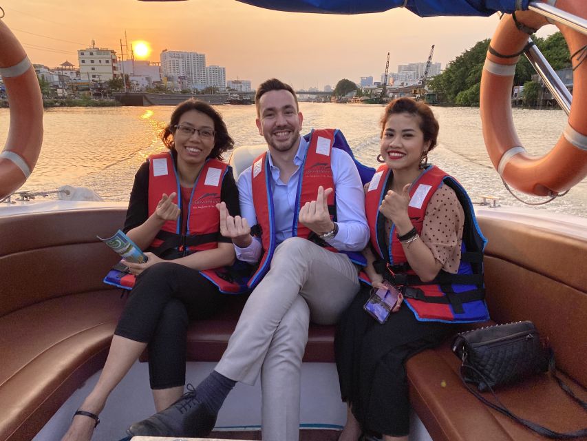 VIP Tour Enjoy Romantic Sunset by Speed Boat Free Cocktail - The Route You’ll Actually See: Bridges, Vinhomes Towers, and Fishermen Along the Banks